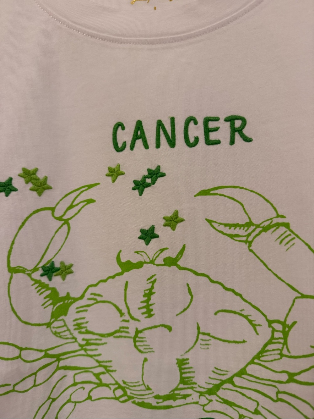 Lilly Pulitzer White Tee with Green Zodiac Graphic - Picture 4 of 8